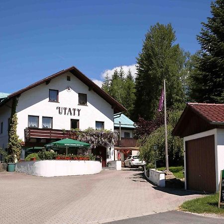Pizzeria A Penzion Banderas Bayerisch Eisenstein Exteriör bild