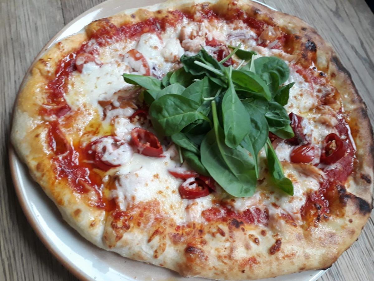 Pizzeria A Penzion Banderas Bayerisch Eisenstein Exteriör bild