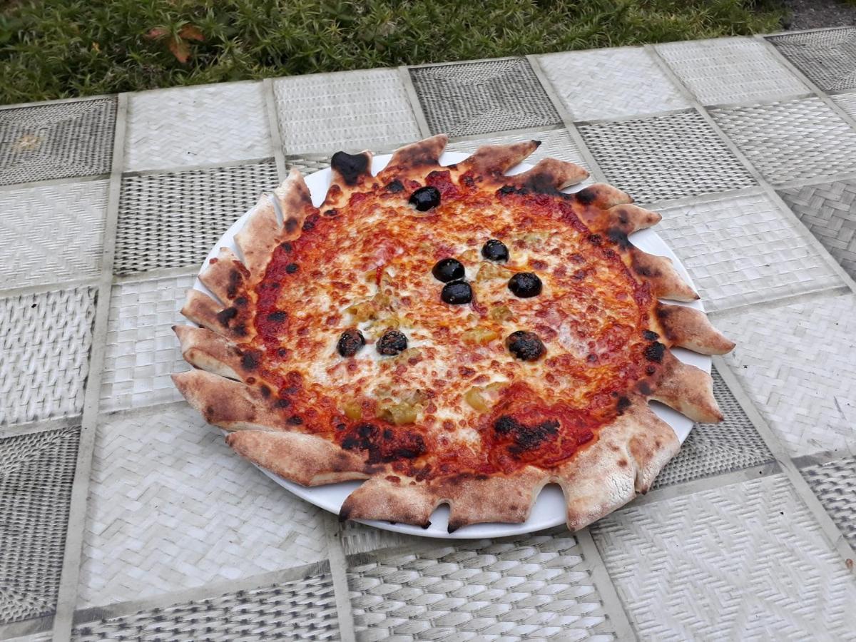 Pizzeria A Penzion Banderas Bayerisch Eisenstein Exteriör bild